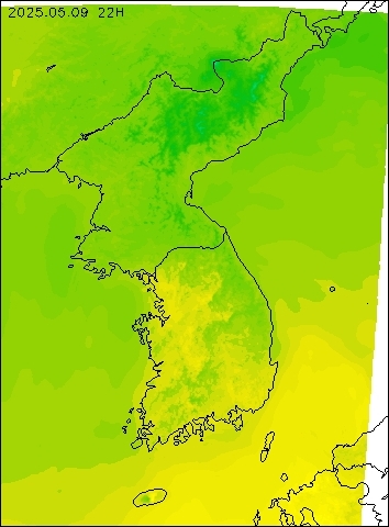 2025-05-09 22 : 00