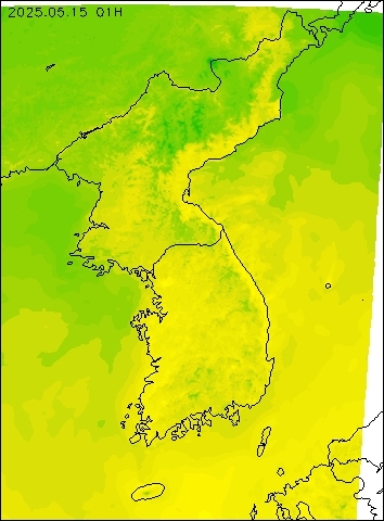 2025-05-15 01 : 00