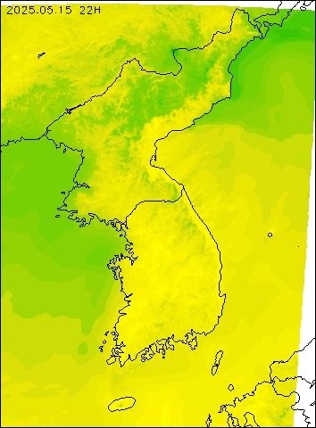 2025-05-15 22 : 00