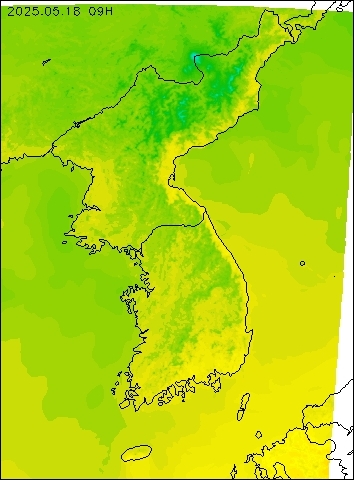 2025-05-18 09 : 00