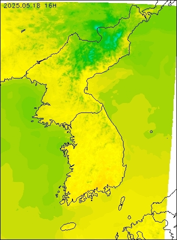 2025-05-18 16 : 00
