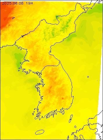 2025-06-08 19 : 00