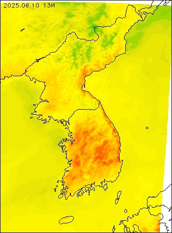 2025-06-10 13 : 00
