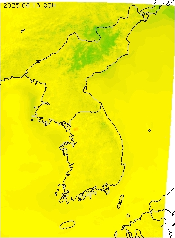 2025-06-13 03 : 00