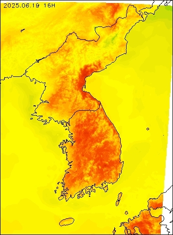 2025-06-19 16 : 00