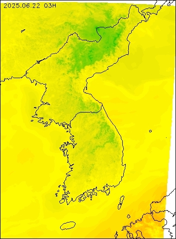 2025-06-22 03 : 00