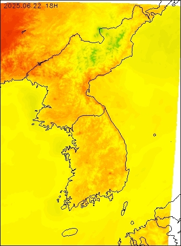 2025-06-22 18 : 00