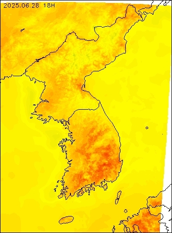 2025-06-28 18 : 00