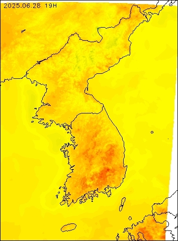 2025-06-28 19 : 00