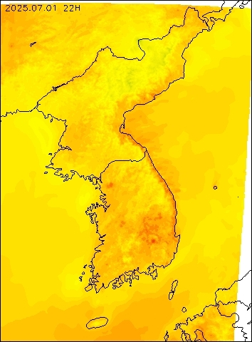 2025-07-01 22 : 00