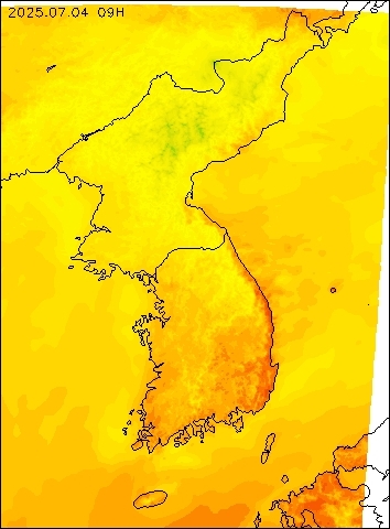 2025-07-04 09 : 00