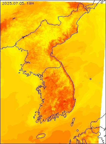 2025-07-05 19 : 00