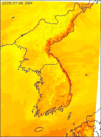 2025-07-06 09 : 00