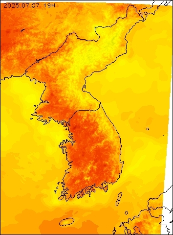 2025-07-07 19 : 00
