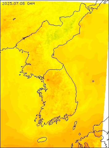 2025-07-08 04 : 00