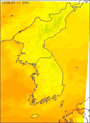 2025-07-11 03 : 00