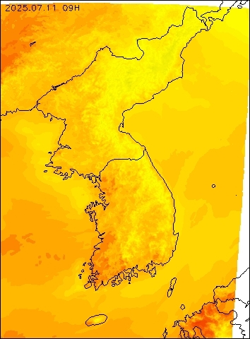 2025-07-11 09 : 00