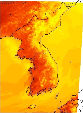 2025-07-11 15 : 00