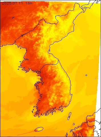 2025-07-11 16 : 00