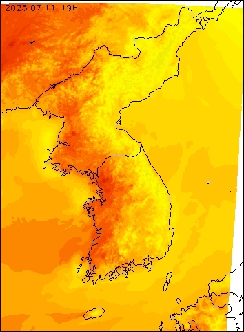 2025-07-11 19 : 00