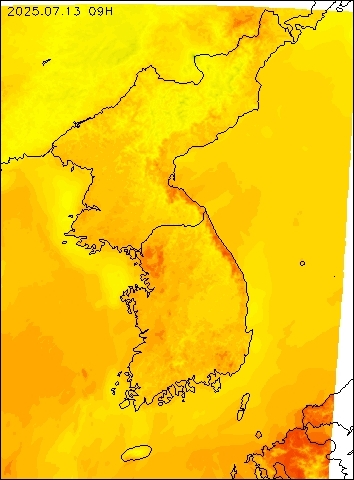 2025-07-13 09 : 00