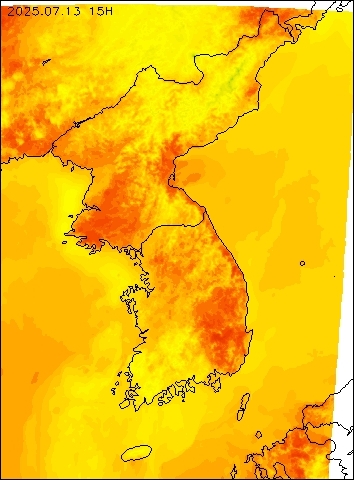 2025-07-13 15 : 00