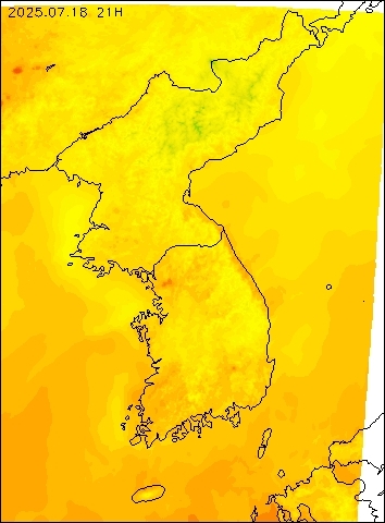 2025-07-18 21 : 00