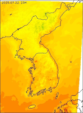 2025-07-22 23 : 00