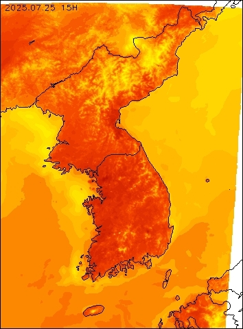 2025-07-25 15 : 00