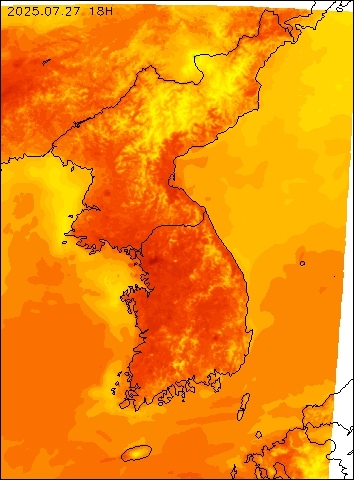 2025-07-27 18 : 00