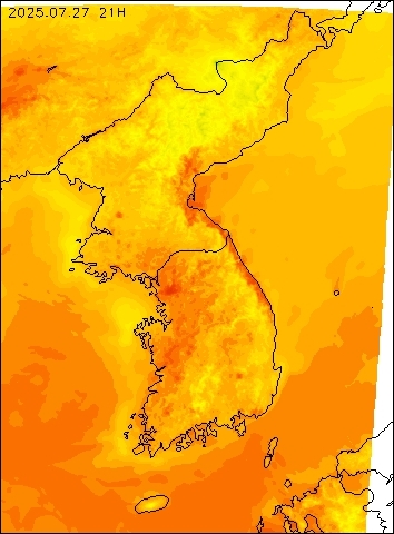 2025-07-27 21 : 00