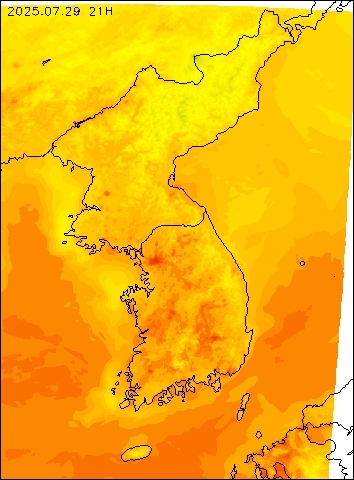2025-07-29 21 : 00