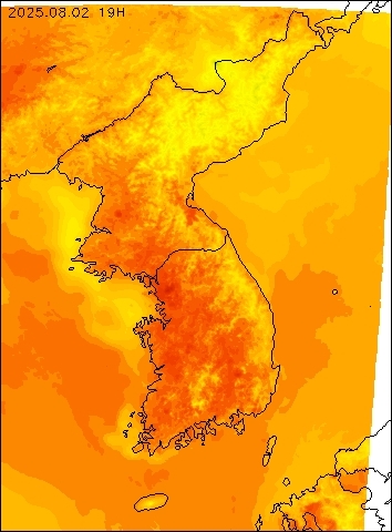 2025-08-02 19 : 00