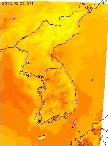 2025-08-02 21 : 00