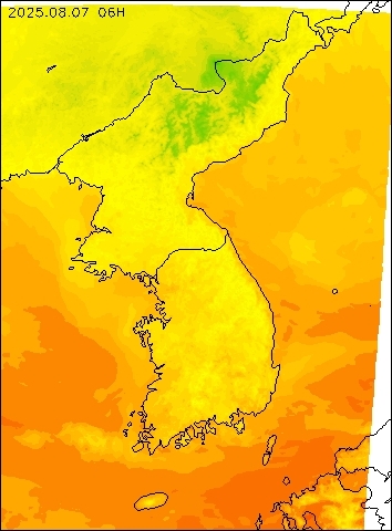 2025-08-07 06 : 00
