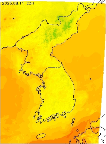 2025-08-11 23 : 00