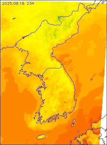 2025-08-16 23 : 00