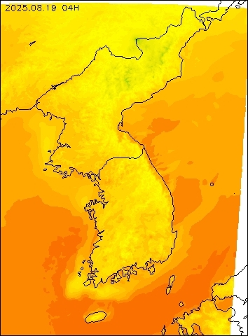 2025-08-19 04 : 00