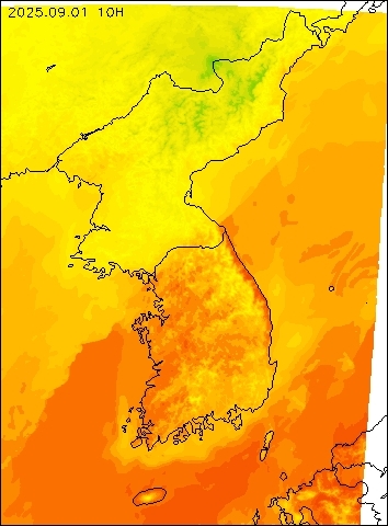 2025-09-01 10 : 00