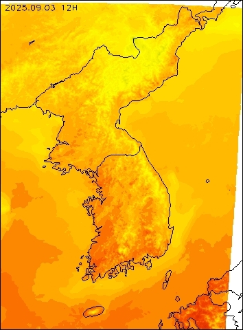 2025-09-03 12 : 00