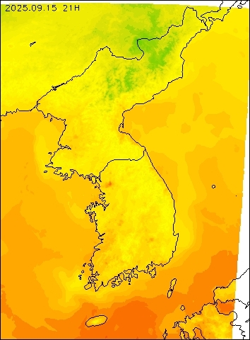 2025-09-15 21 : 00