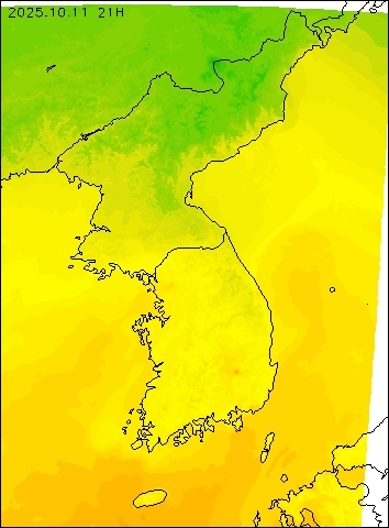 2025-10-11 21 : 00