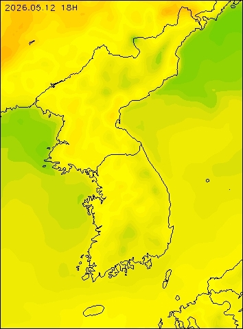 2026-05-12 18 : 00