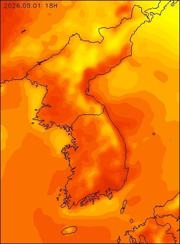 2026-08-01 18 : 00