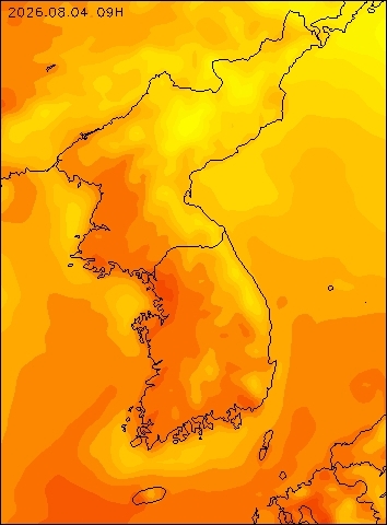 2026-08-04 09 : 00