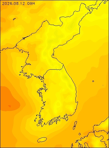 2026-08-12 09 : 00