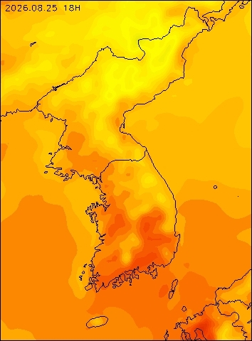 2026-08-25 18 : 00