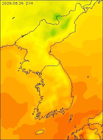 2026-08-26 21 : 00