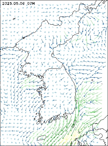 2025-05-06 07 : 00