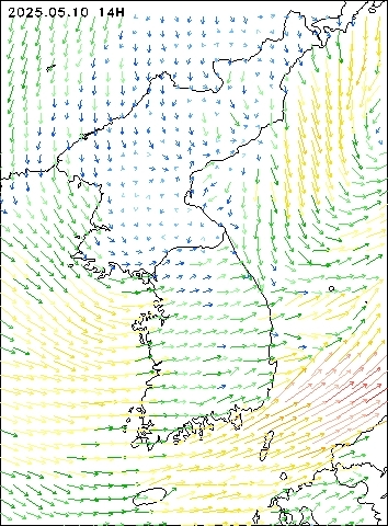2025-05-10 14 : 00